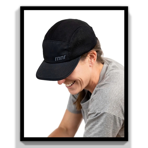 Blackout Distance Running Hat - Picture 8 of 9